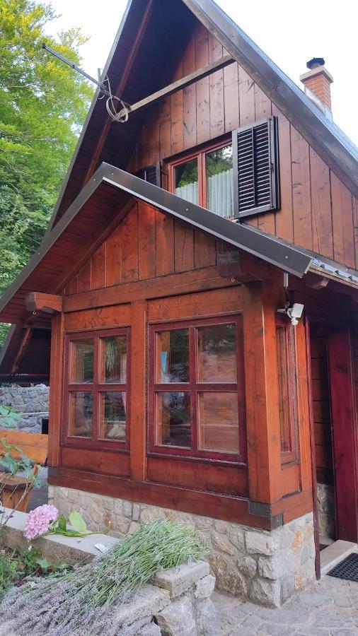 Kuca Za Odmor "Med Strmci" Zlobin Exterior foto