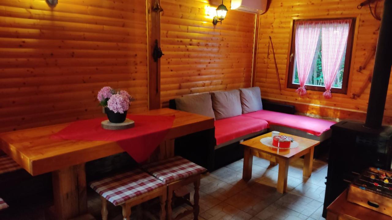Kuca Za Odmor "Med Strmci" Zlobin Exterior foto