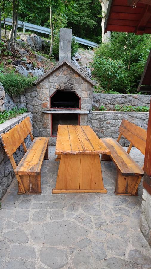 Kuca Za Odmor "Med Strmci" Zlobin Exterior foto
