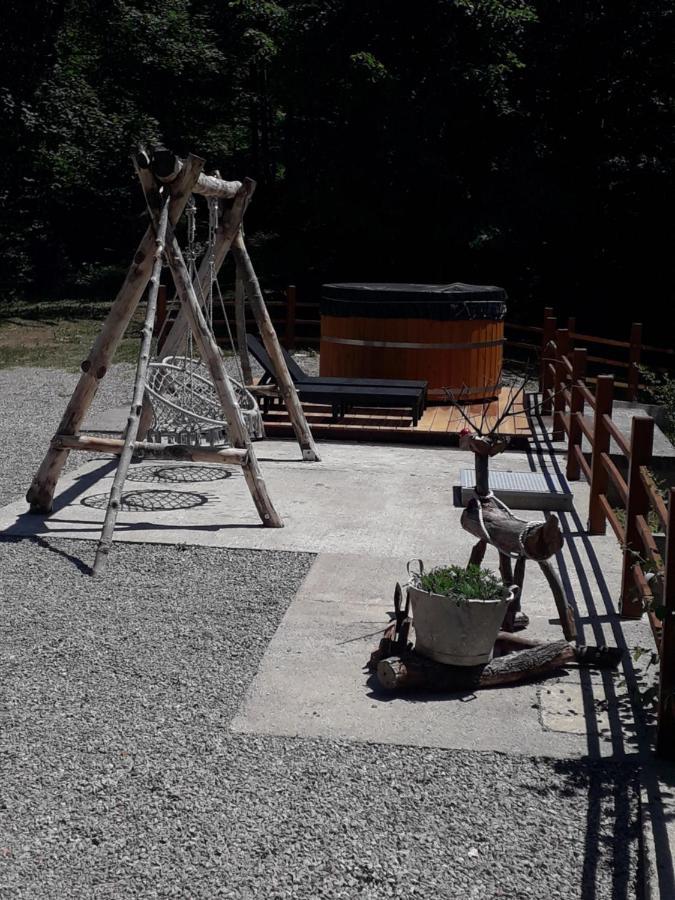 Kuca Za Odmor "Med Strmci" Zlobin Exterior foto